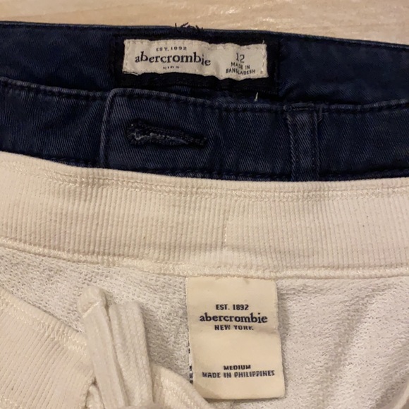 Bundle 2 Abercrombie girls shorts - Picture 3 of 3